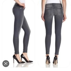 Hudson Krista Super Skinny Ankle Jeans. Size 30